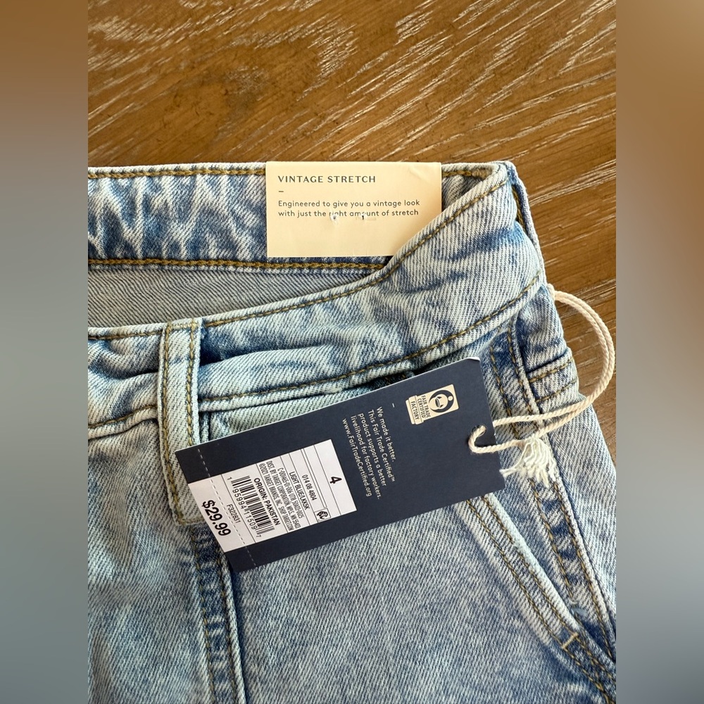 Universal Thread NWT jeans high waisted straight vintage stretch - Picture 4 of 8